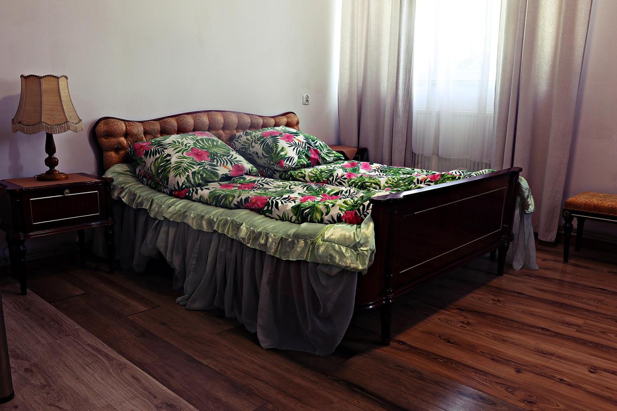 Hotel Dworek วรอตซวาฟ ภายนอก รูปภาพ