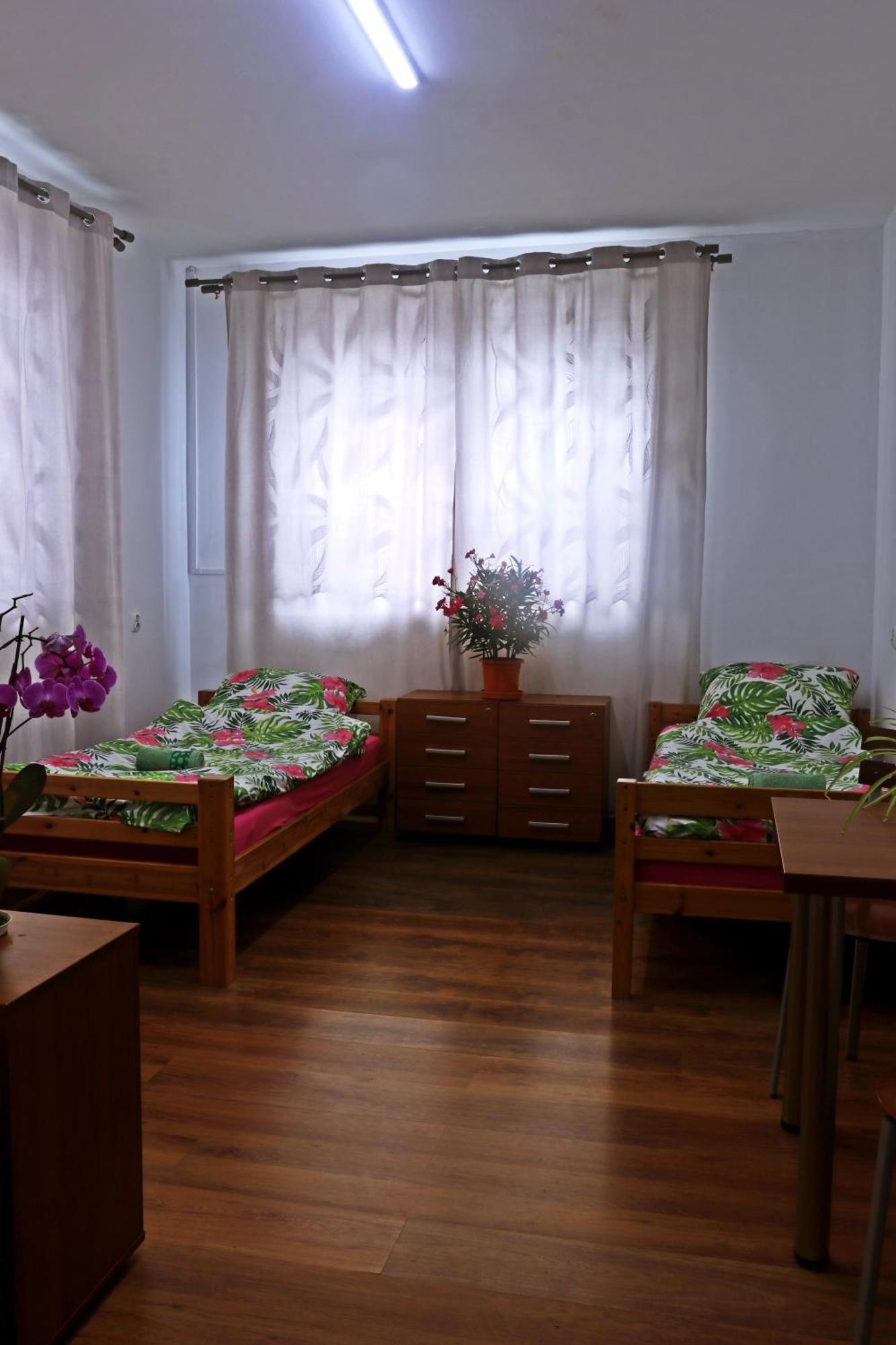 Hotel Dworek วรอตซวาฟ ภายนอก รูปภาพ
